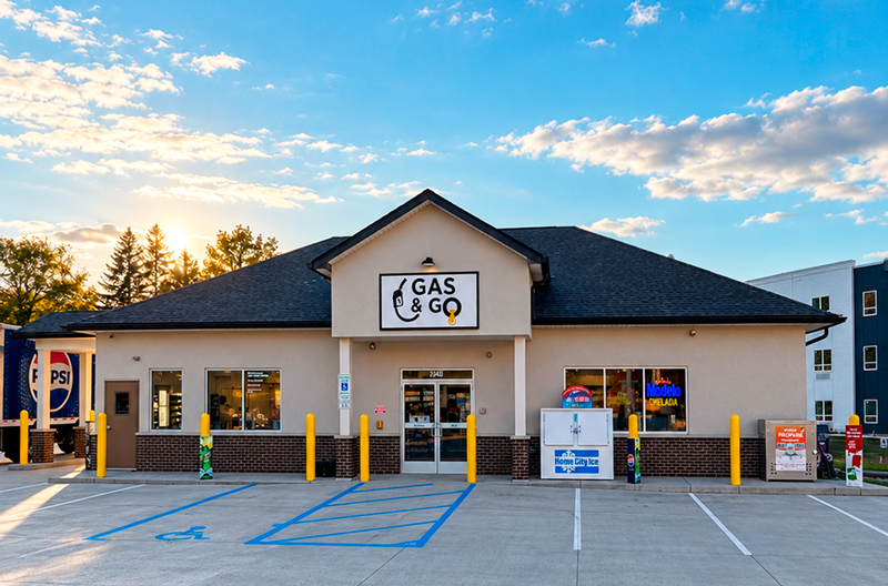 Shell C-Store & Gas Station